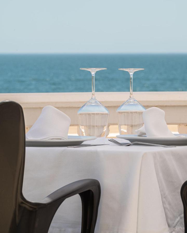 Solymar Hotel Isla Cristina Exterior photo